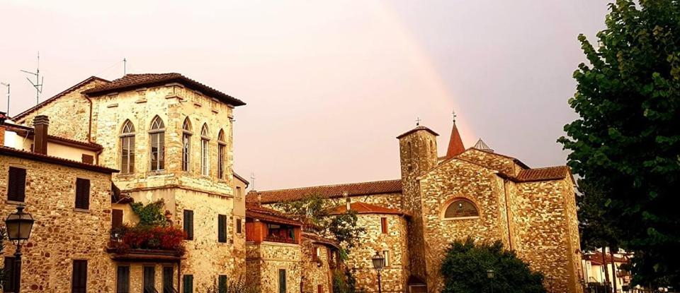 La Torre Di Pieve Hotel ปิเอเว ซานโต สเตฟาโน ภายนอก รูปภาพ