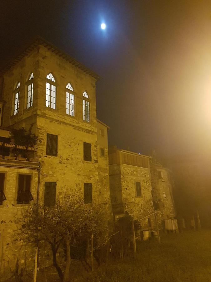 La Torre Di Pieve Hotel ปิเอเว ซานโต สเตฟาโน ภายนอก รูปภาพ